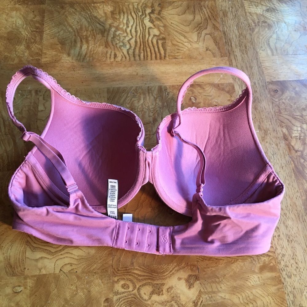 PINK BLUSH Perfect Coverage Push Up! - Picture 2 of 4